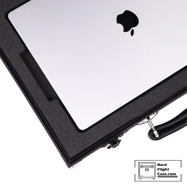 Transportavimo lagaminu deziu apple macbook pro 17 gamyba, parduotuve vilniuje, kaina 5